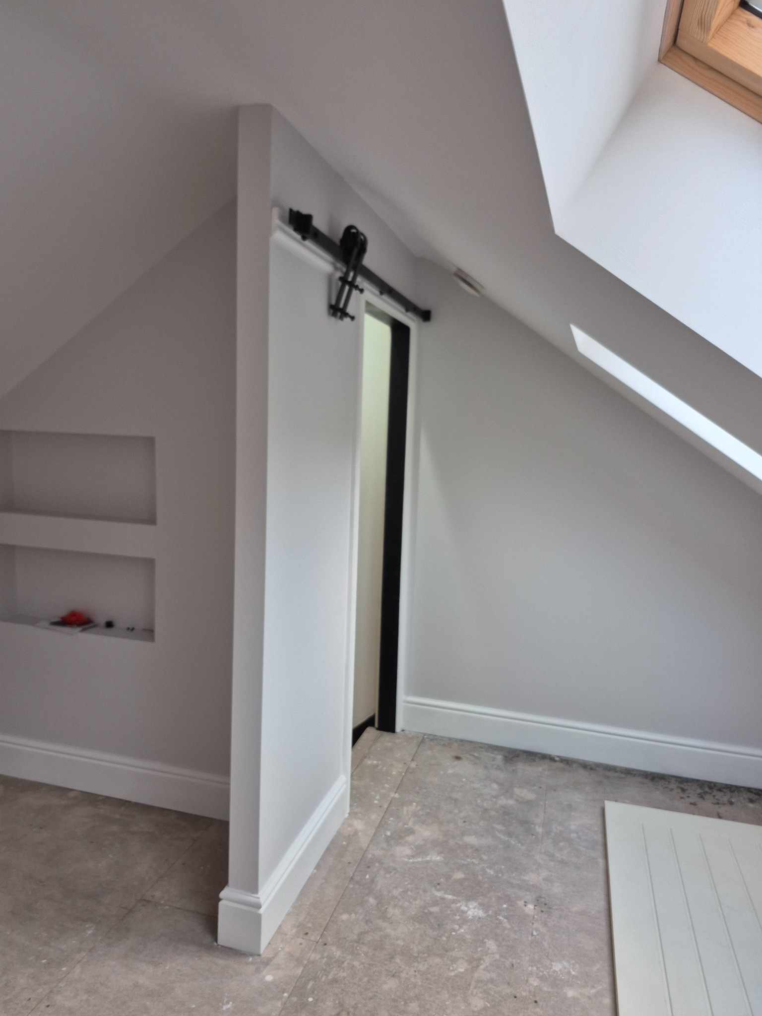 Attic Conversion & Bespoke Staircase - Finished room detail